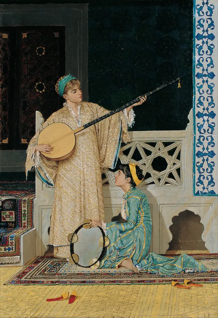 Osman Hamdi Bey'in İki Müzisyen Kız tablosu; çinili bir duvarın önünde tambur çalan ayakta bir kız ve yerde defli bir kız.
