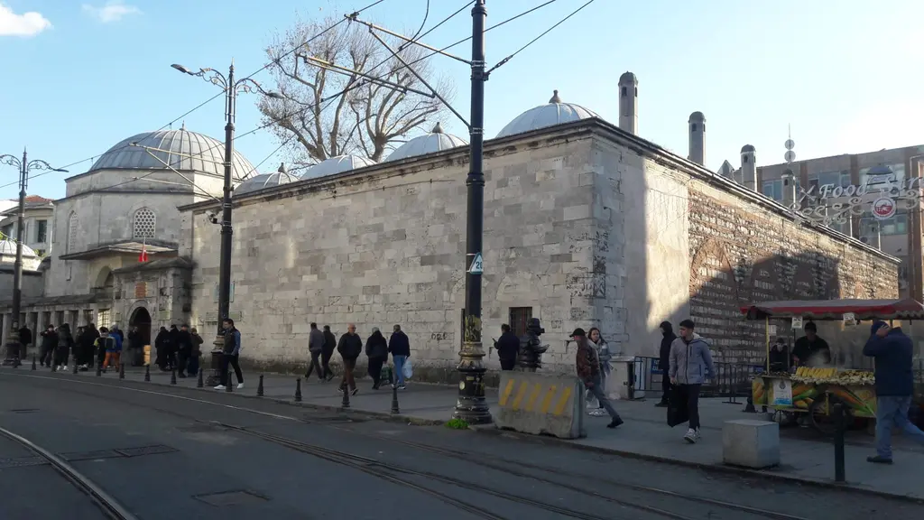 Beyazıt Hamamı — fotoğraf 13